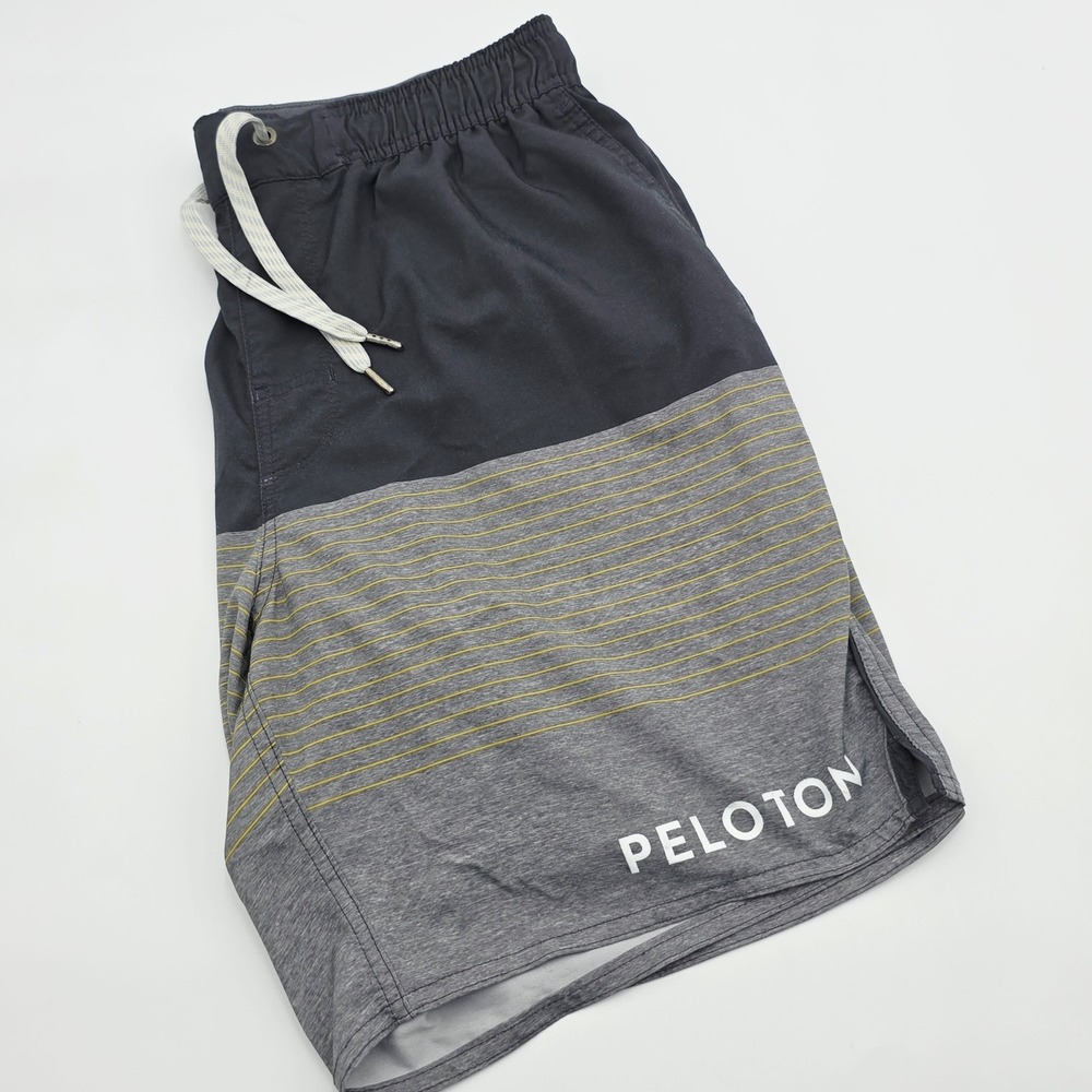 Vuori Peloton Trail Mens M Lined Athletic Shorts Gray Colorblock Striped V341